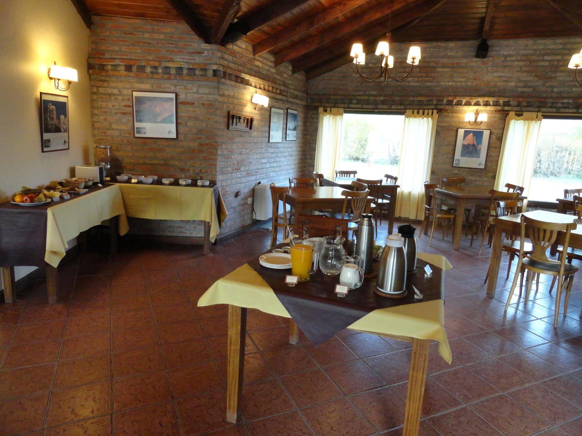 Hosteria El Puma El Chalten Exterior photo